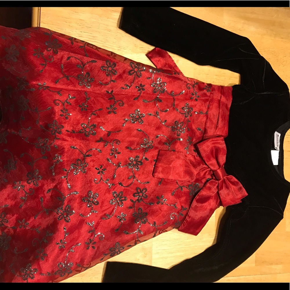 Girl’s Christmas Dress